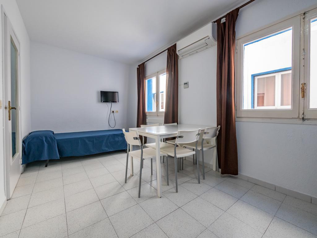 Apartaments Ar Enjoy Monjardi Lloret de Mar Bagian luar foto