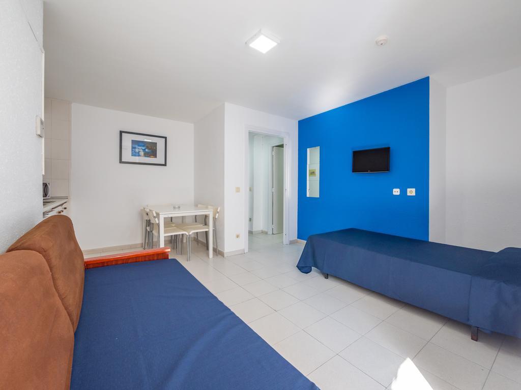 Apartaments Ar Enjoy Monjardi Lloret de Mar Bagian luar foto