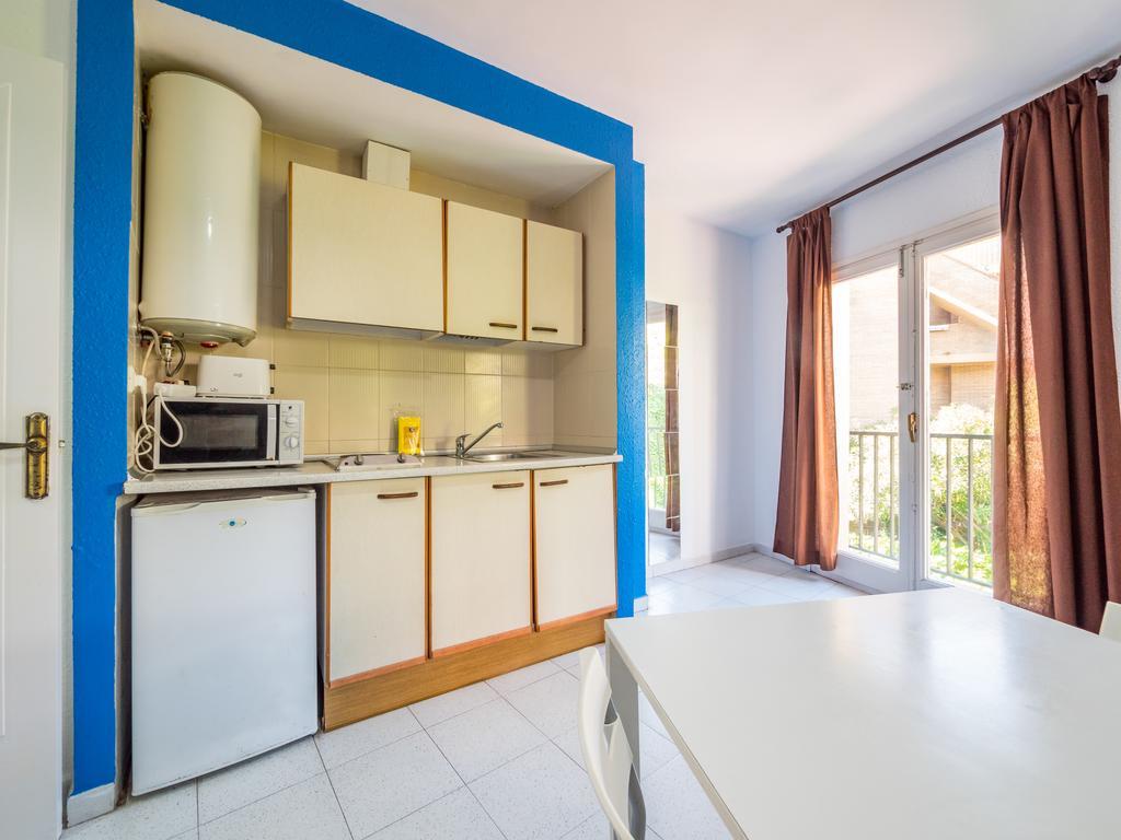 Apartaments Ar Enjoy Monjardi Lloret de Mar Bagian luar foto