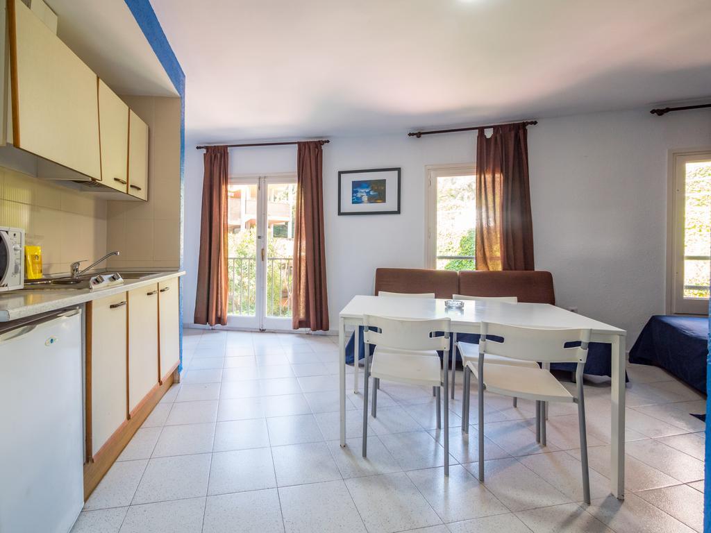 Apartaments Ar Enjoy Monjardi Lloret de Mar Bagian luar foto